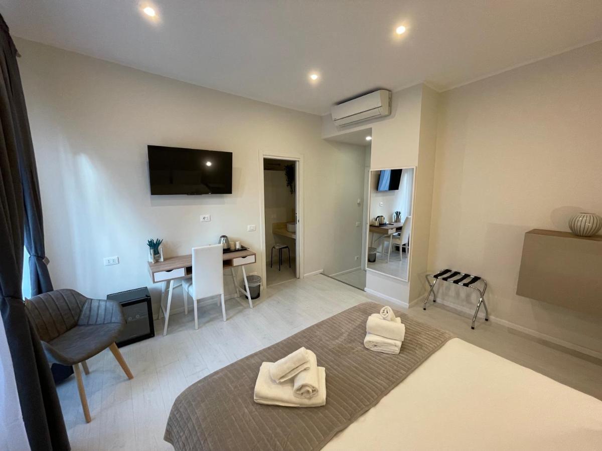 Quintus Luxury Suites ローマ エクステリア 写真