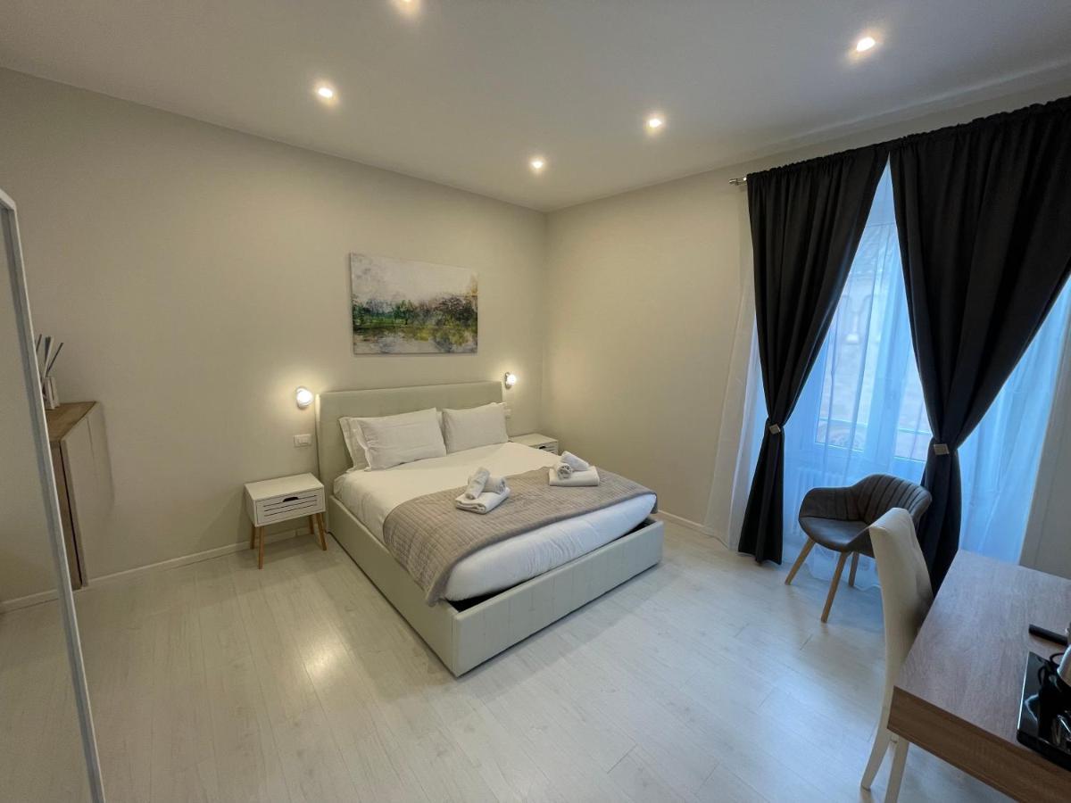 Quintus Luxury Suites ローマ エクステリア 写真